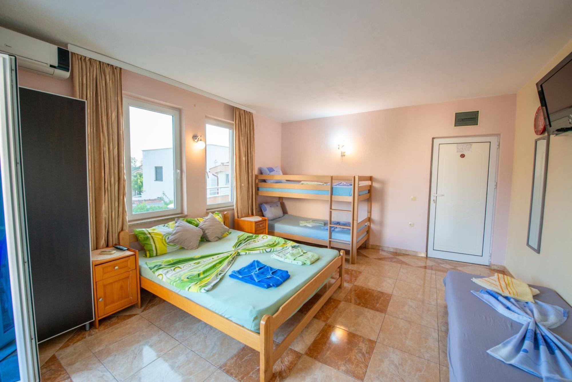 Apartments And Bungalow Casa Palma Ulcinj Zewnętrze zdjęcie